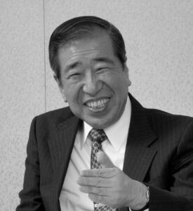 岸本忠三 氏